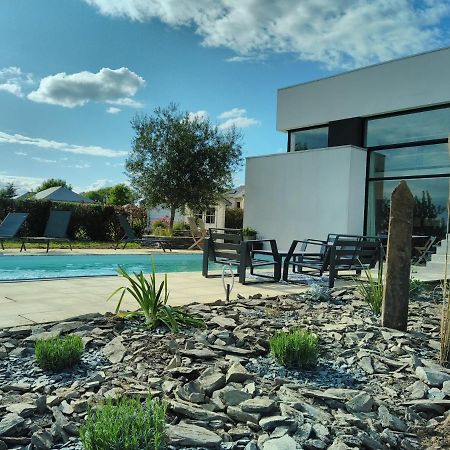Maison/Villa avec piscine privée Gîte Brain d'eau La Chapelle-de-Brain Exterior foto